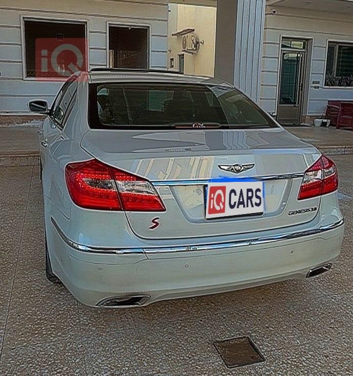 هيونداي جنسس